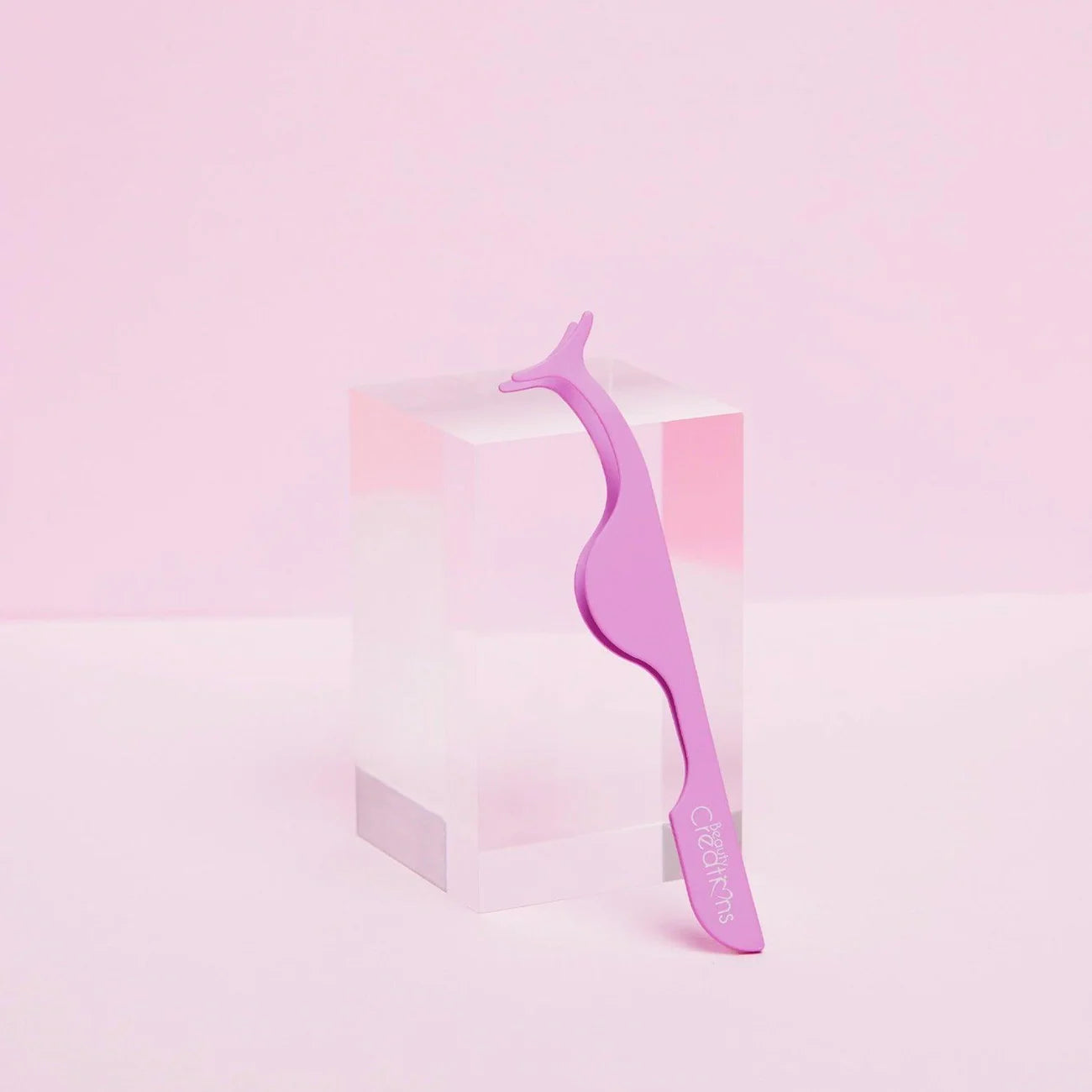 Eyelash Applicator