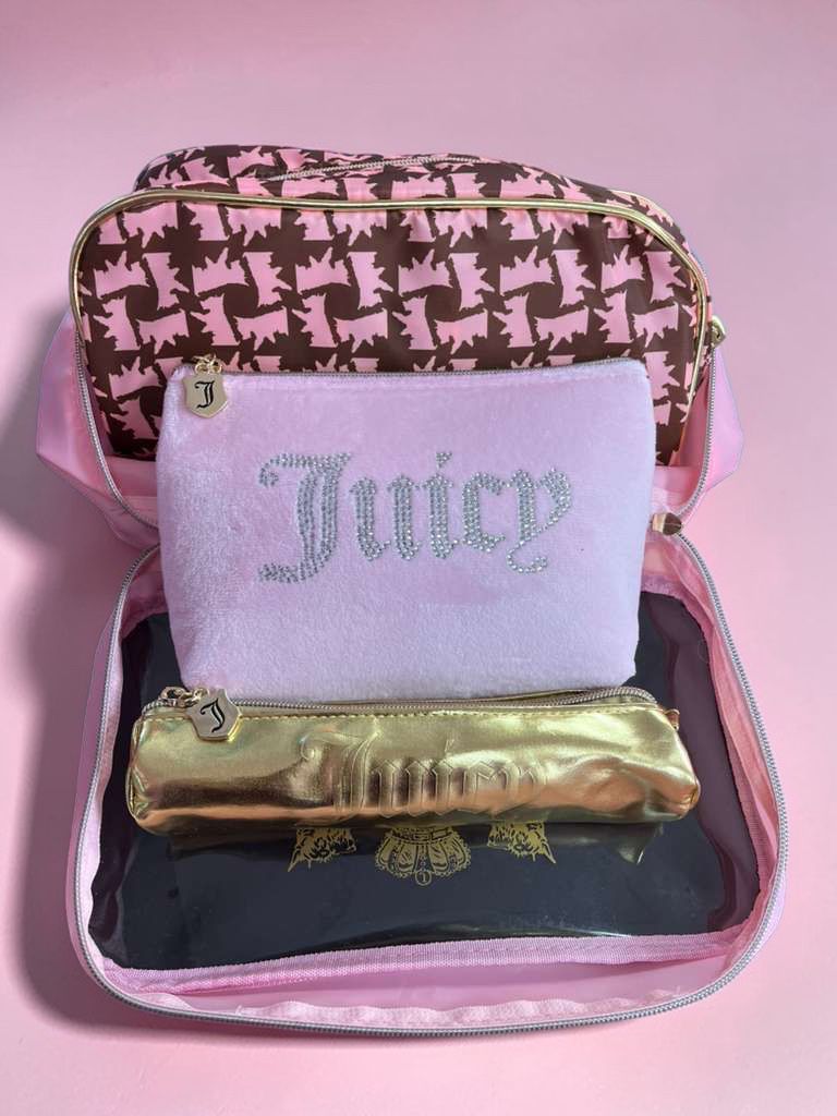 Juicy Couture 4pc Travel Set